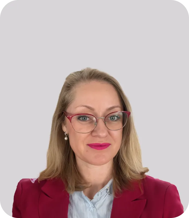 Julia<br>Poltaratskaya